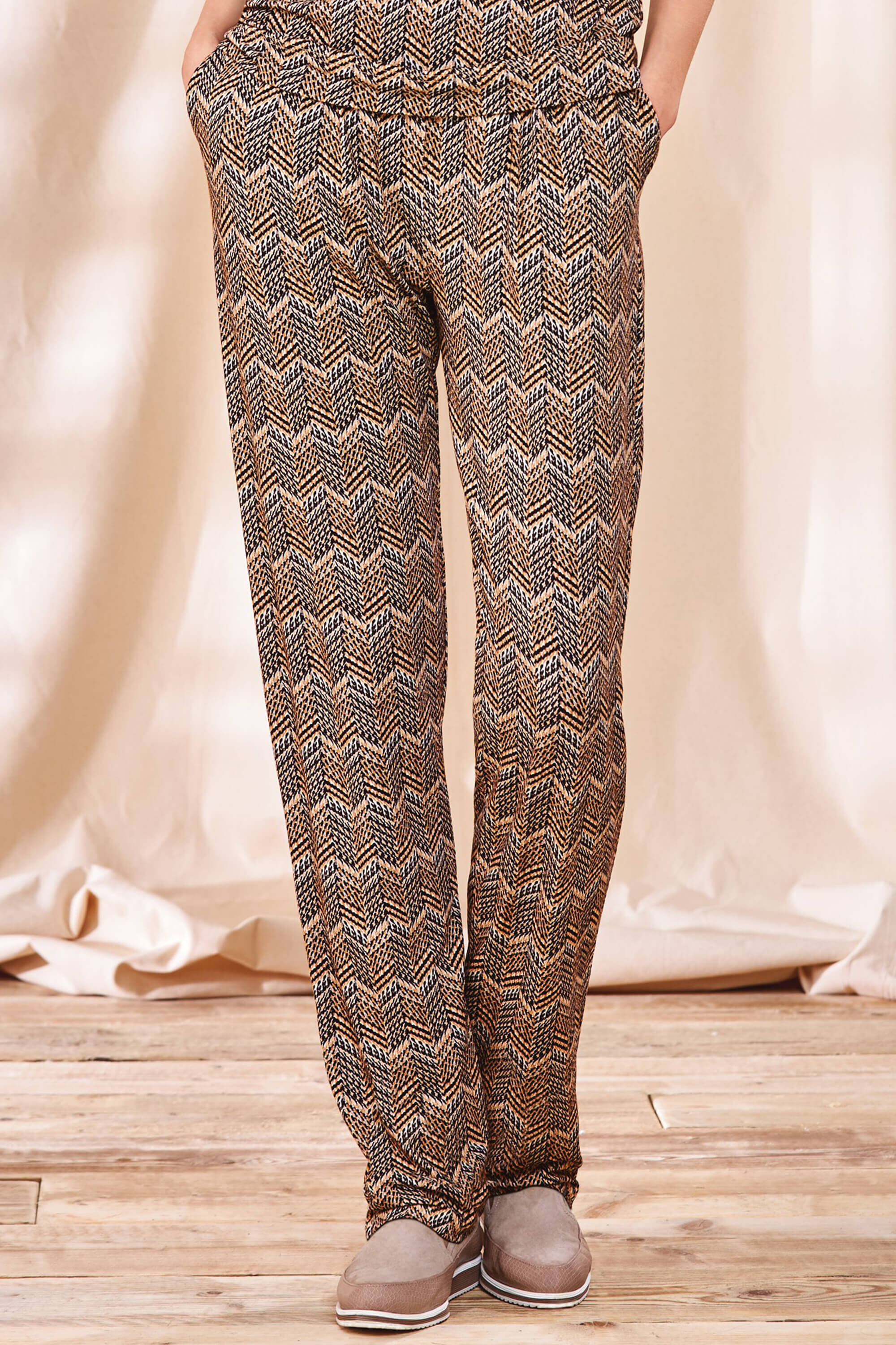 Printed jersey trousers HL830 Not Available Cotswold Collections