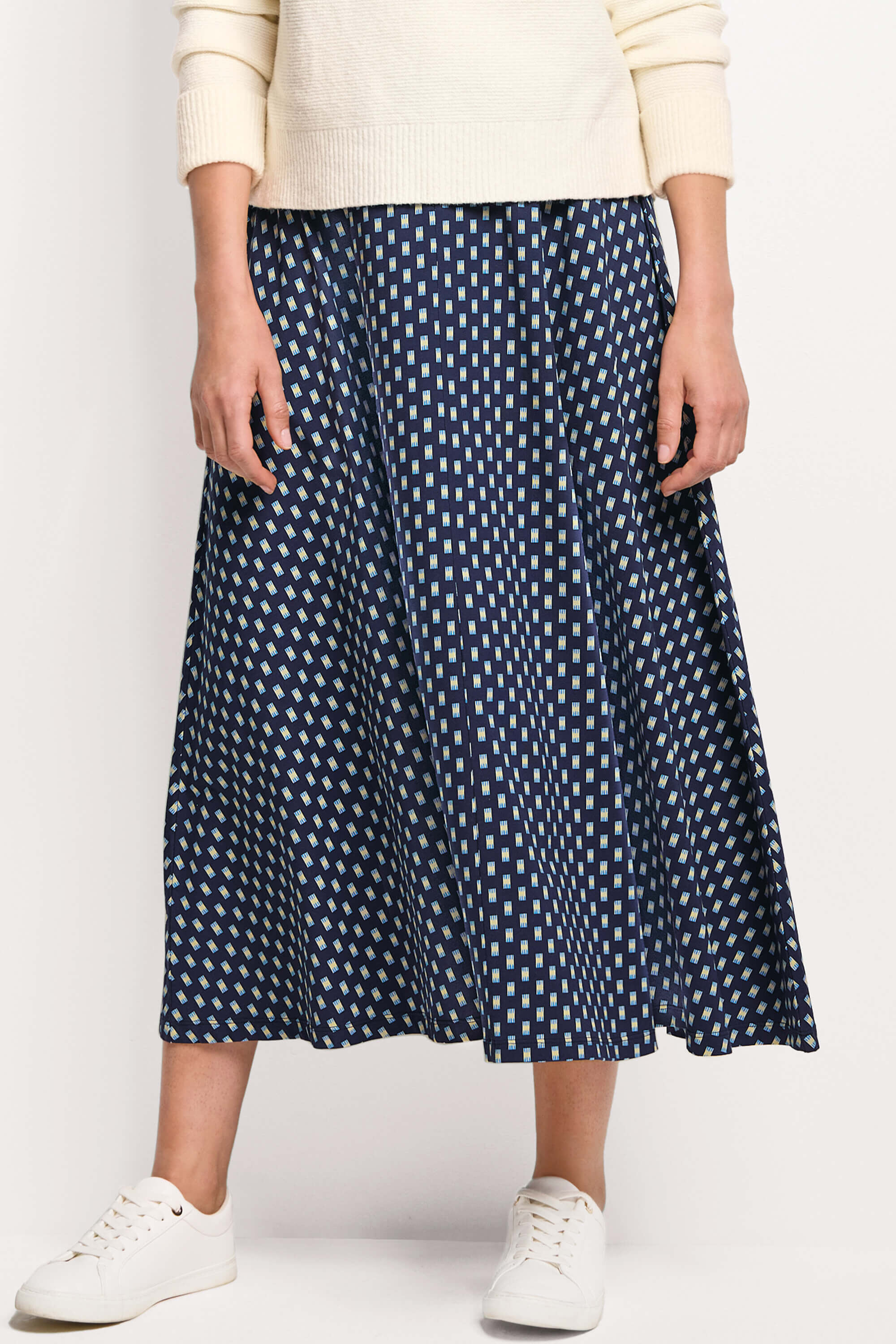 スカート JERSEY SKIRT WITH WEB PRINT Buy Printed jersey skirt | JX840 | Skirts | Cotswold Collections