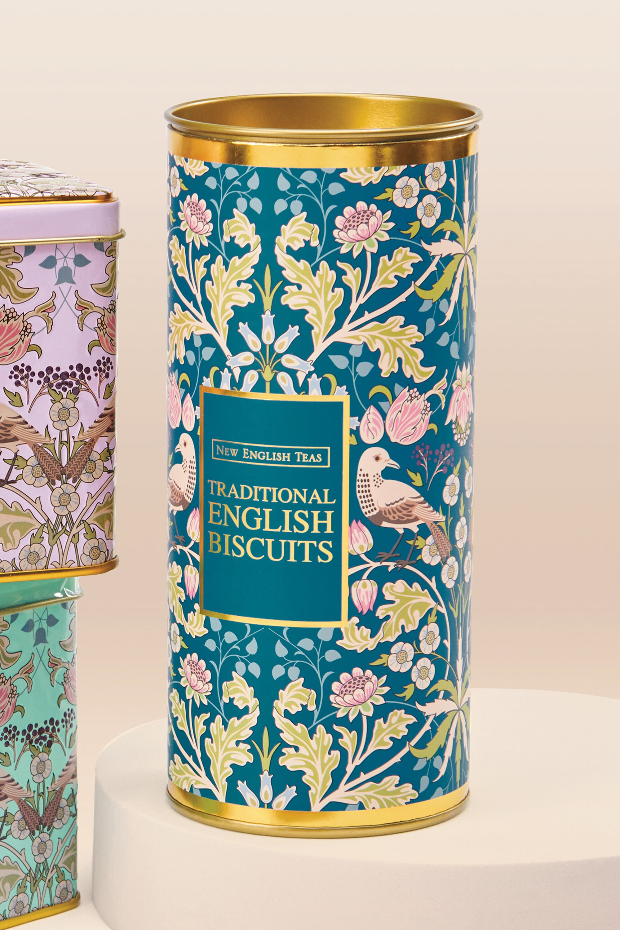 New English Teas Traditional Tea & Biscuits Gift Set - 80 Fine English