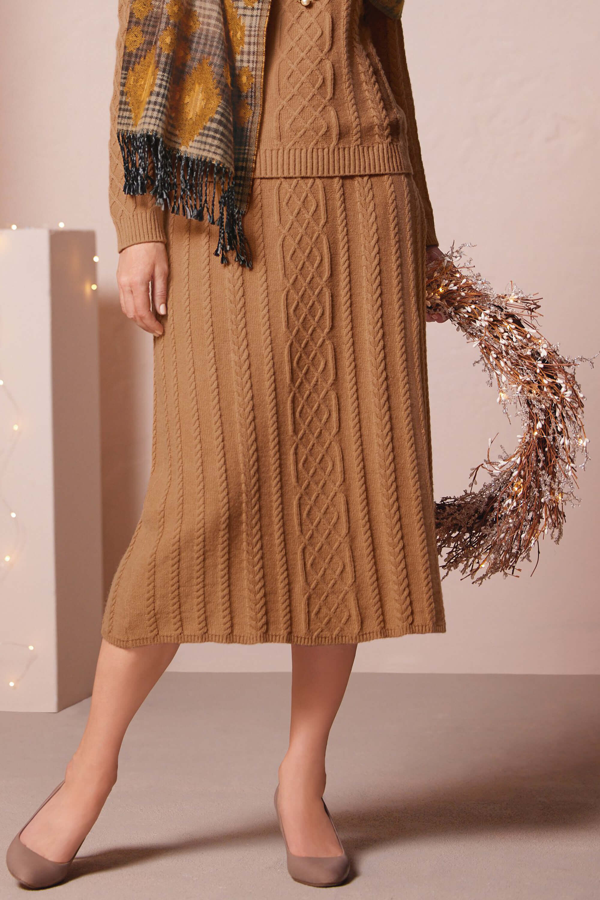 Cable 2025 knit skirt