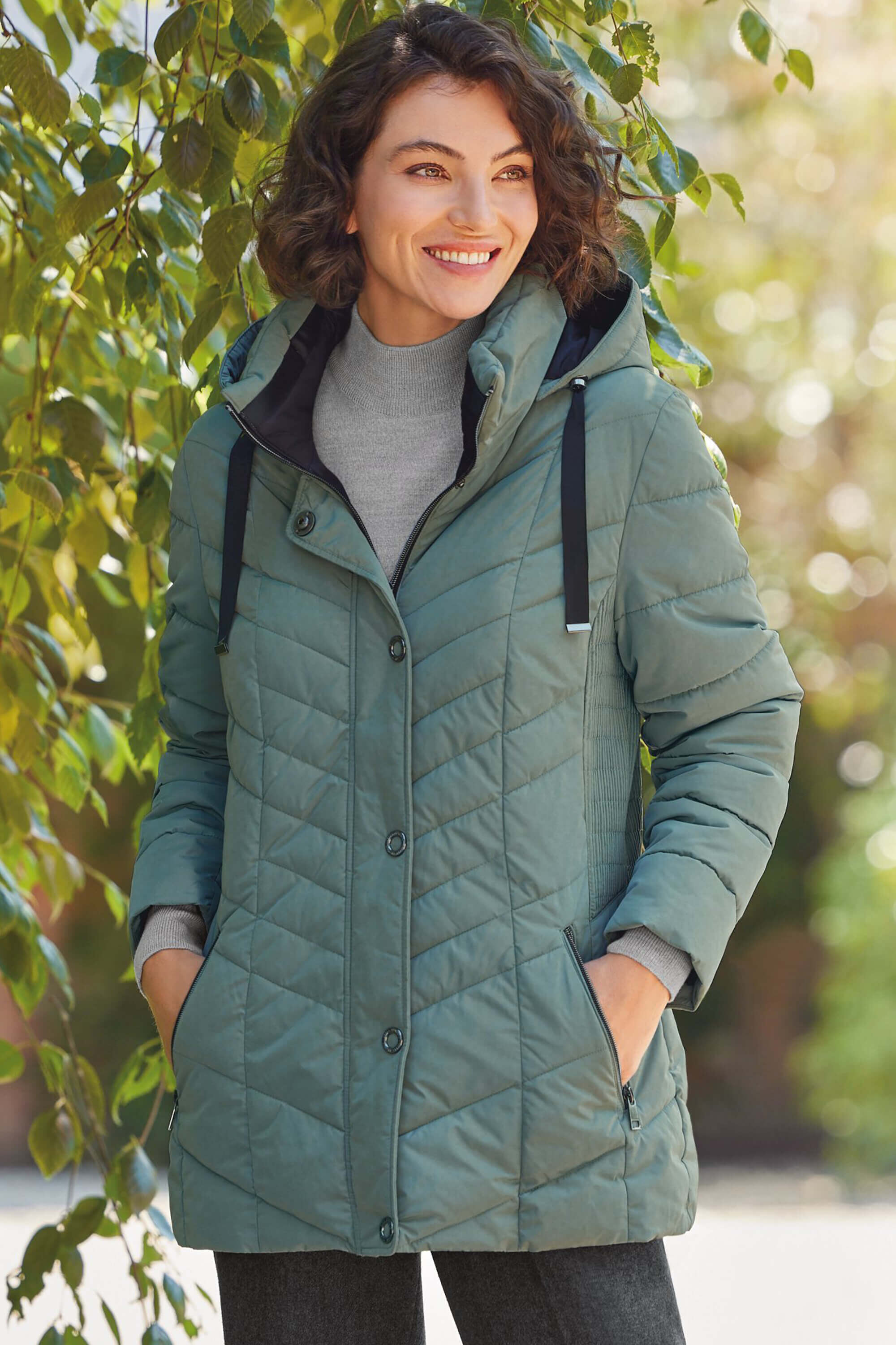 Women's quilted deals jacket sale